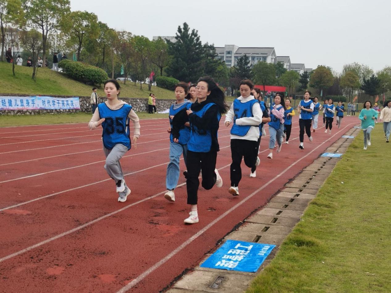 我校代表队在2021年湖南省大学生田径运动会喜获大学组男女子团体总分第二-湖南师范大学体育学院